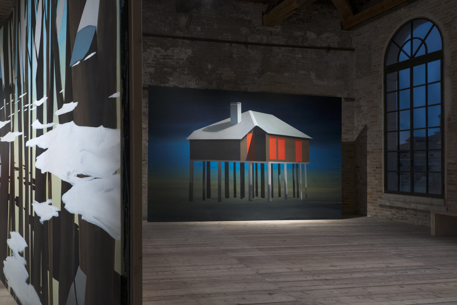 Vues d'exposition, "Tina Gillen. Faraway So Close", Pavillon du Luxembourg, La Biennale di Venezia 2022. Photo : Florian Kleinefenn. Courtesy de l'artiste et Mudam Luxembourg – Musée d’Art Moderne Grand-Duc Jean