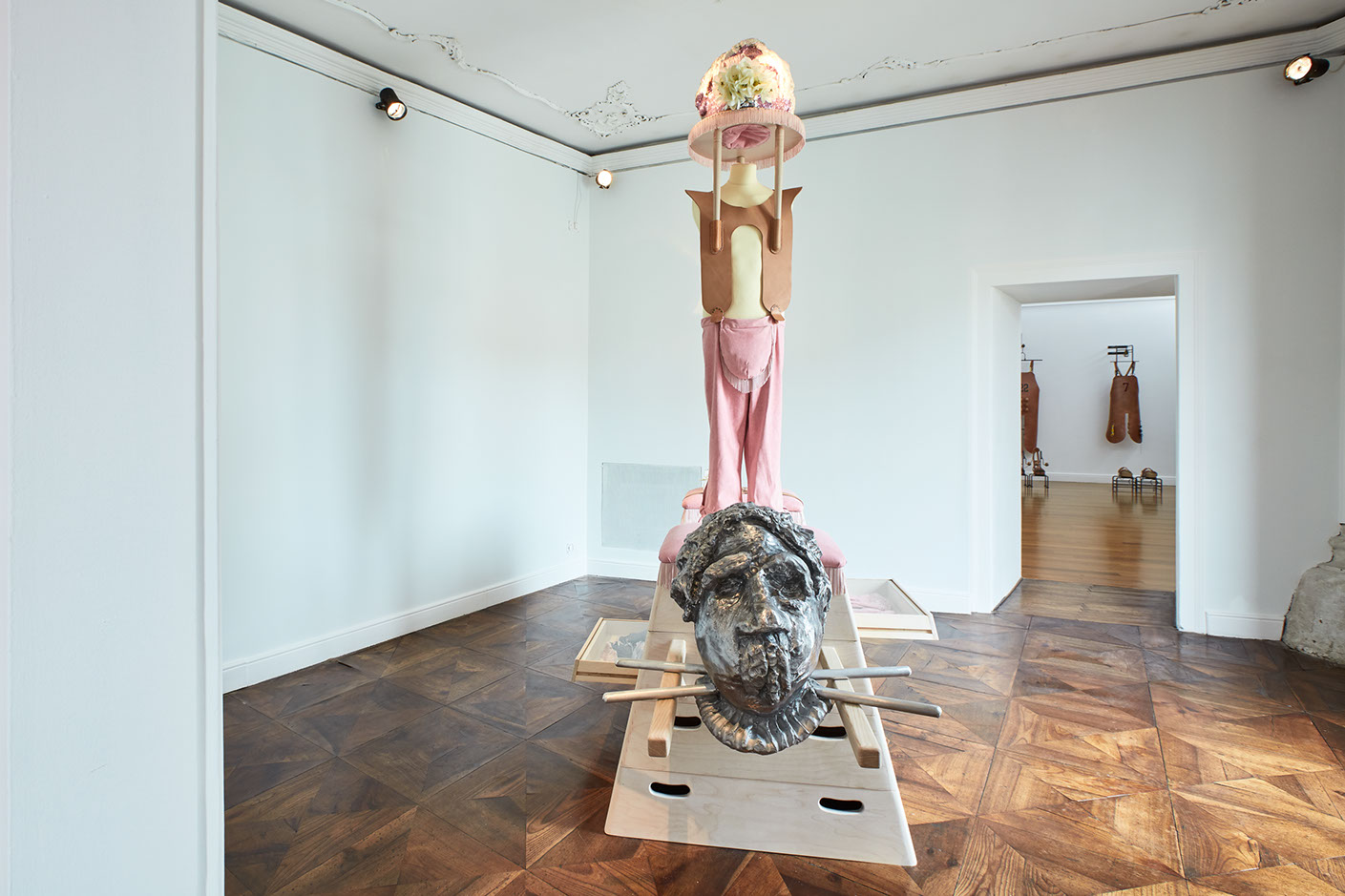 Vue de l’exposition Mike Bourscheid – Thank you so much for the flowers, 2017. 57th International Art Exhibition – La Biennale di Venezia. Copyright Mike Bourscheid. Photo : Luke Andrew Walker.